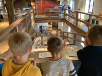 4 – 
