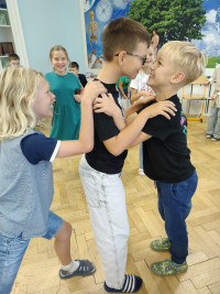 4 – 